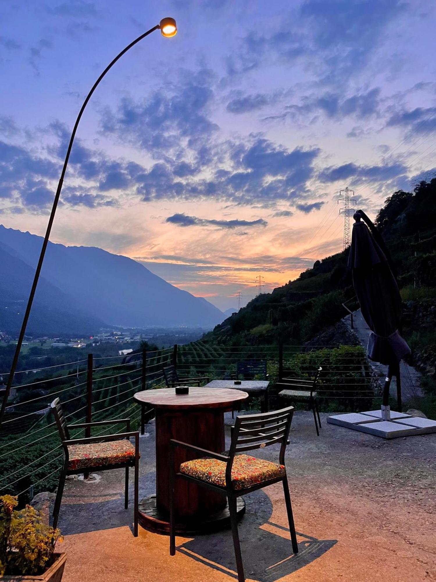 Ca' Barroni Agriresort ซอนดริโอ ภายนอก รูปภาพ